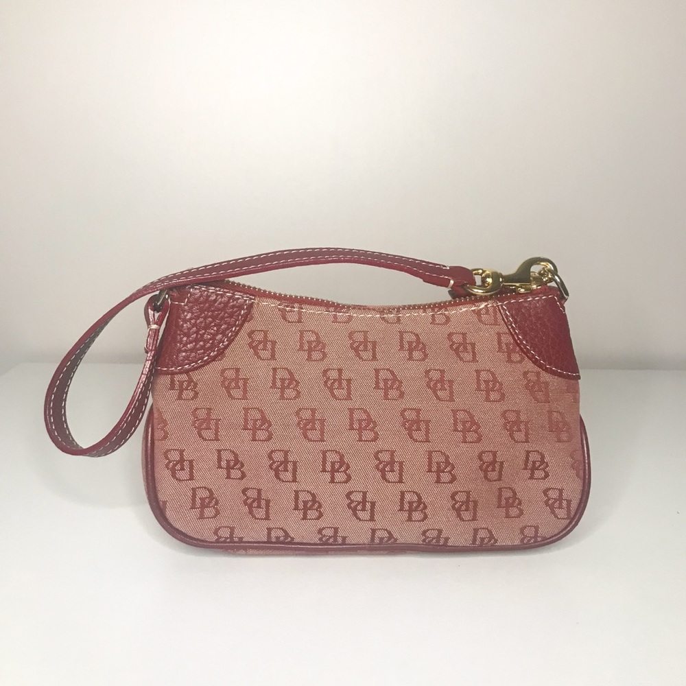 Vintage Dooney and Bourke bitsy bag